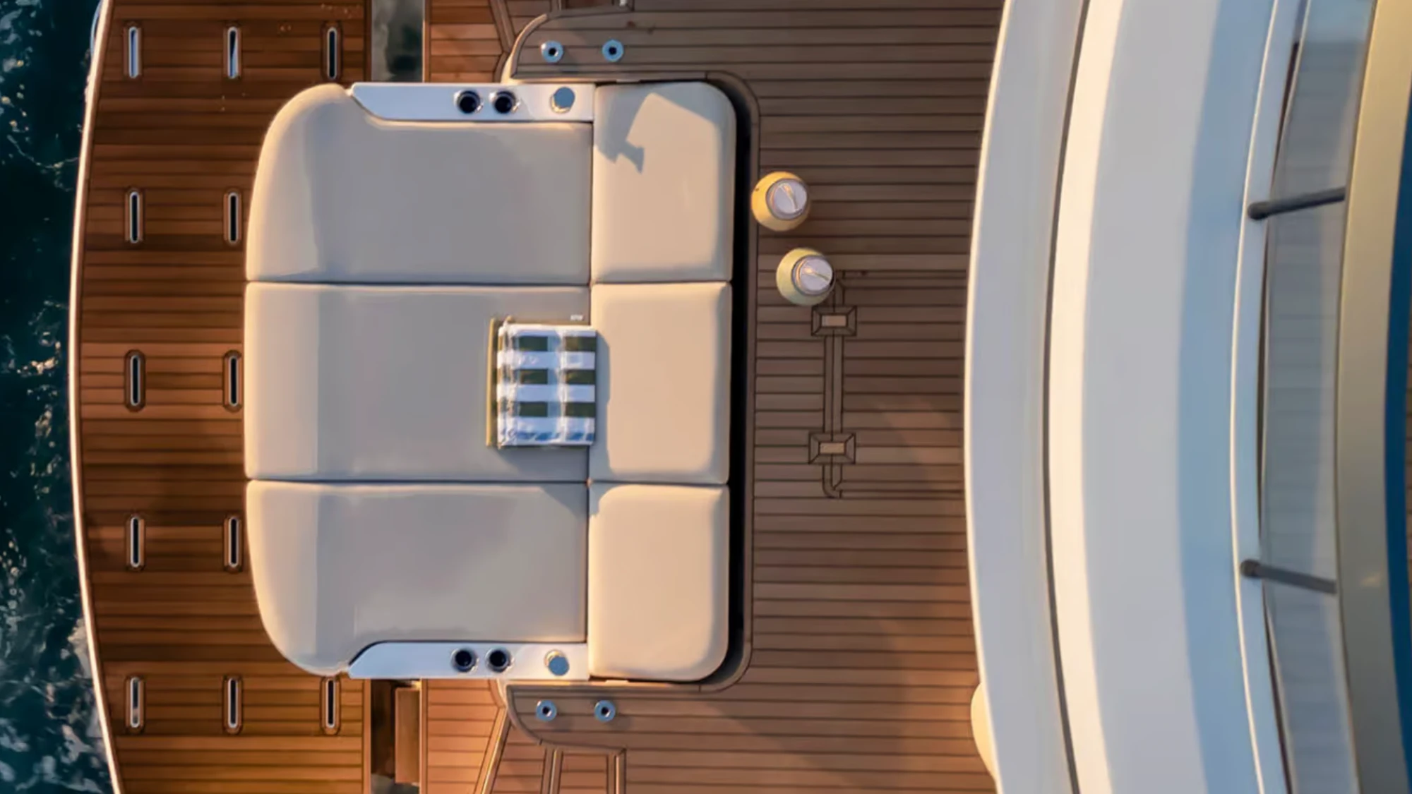 Azimut Fly 62