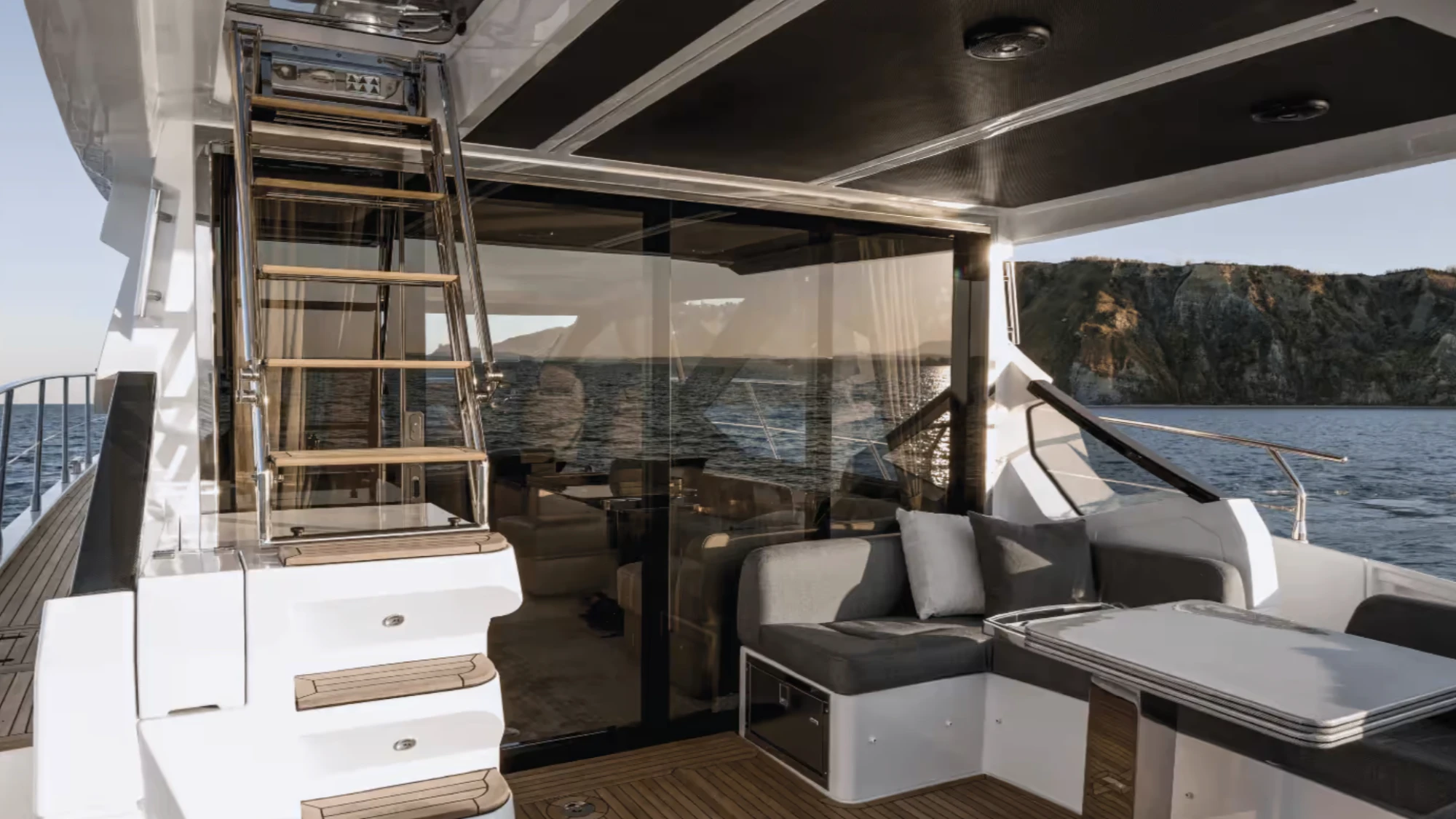 Azimut S6