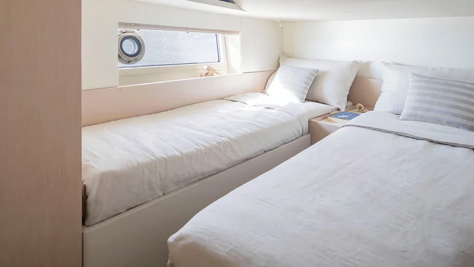 Azimut Seadeck 6