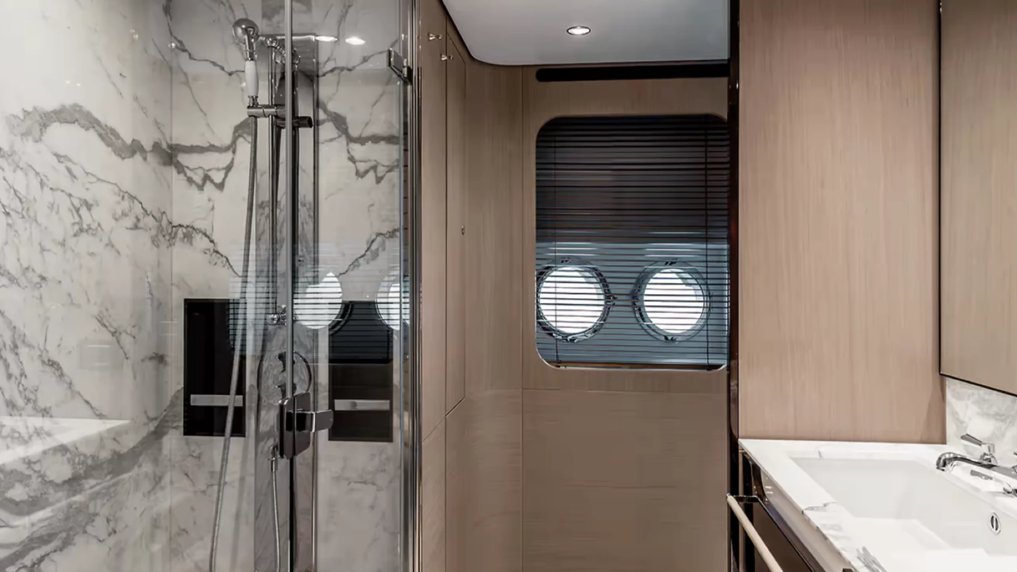 Azimut Grande 27M