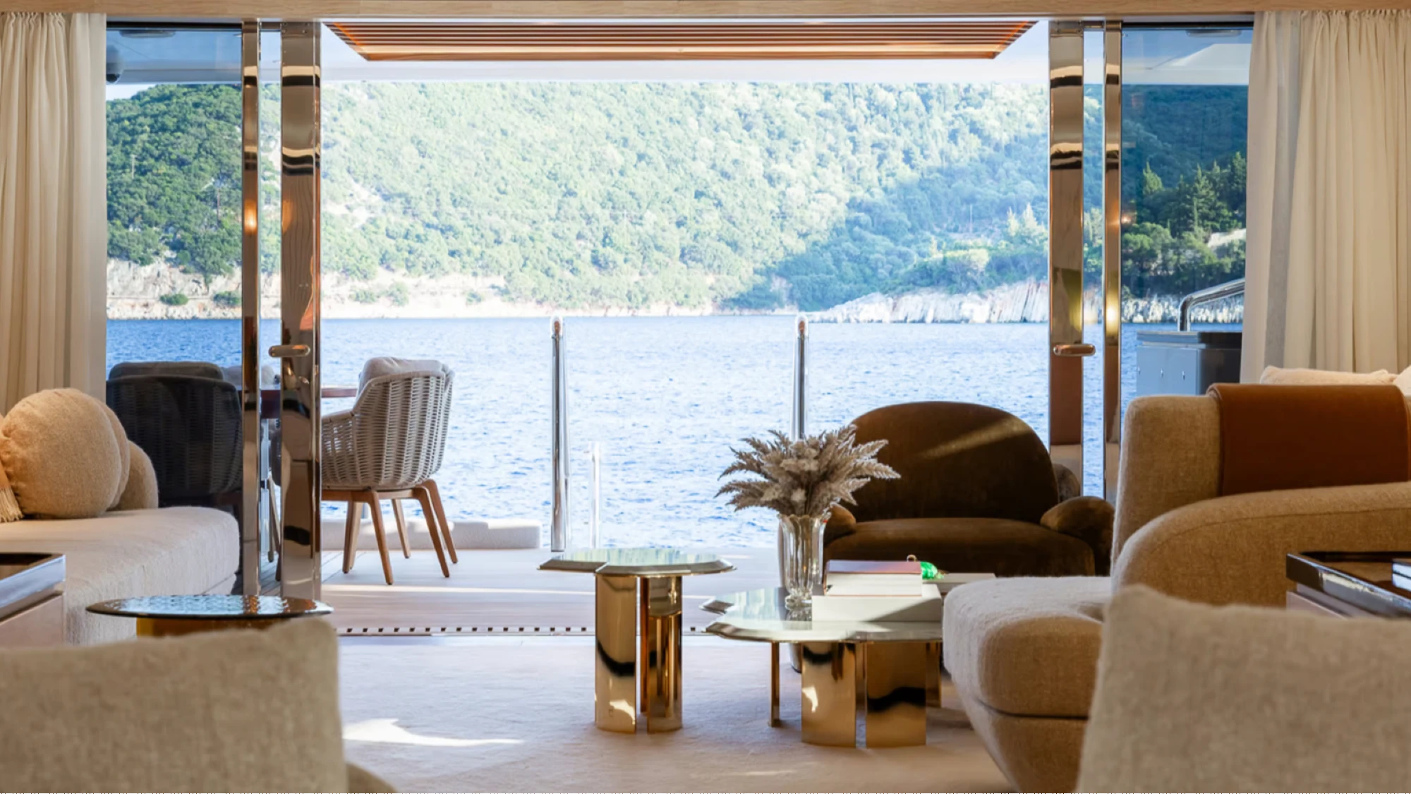 Benetti Yachts B.Now 67M Oasis Deck