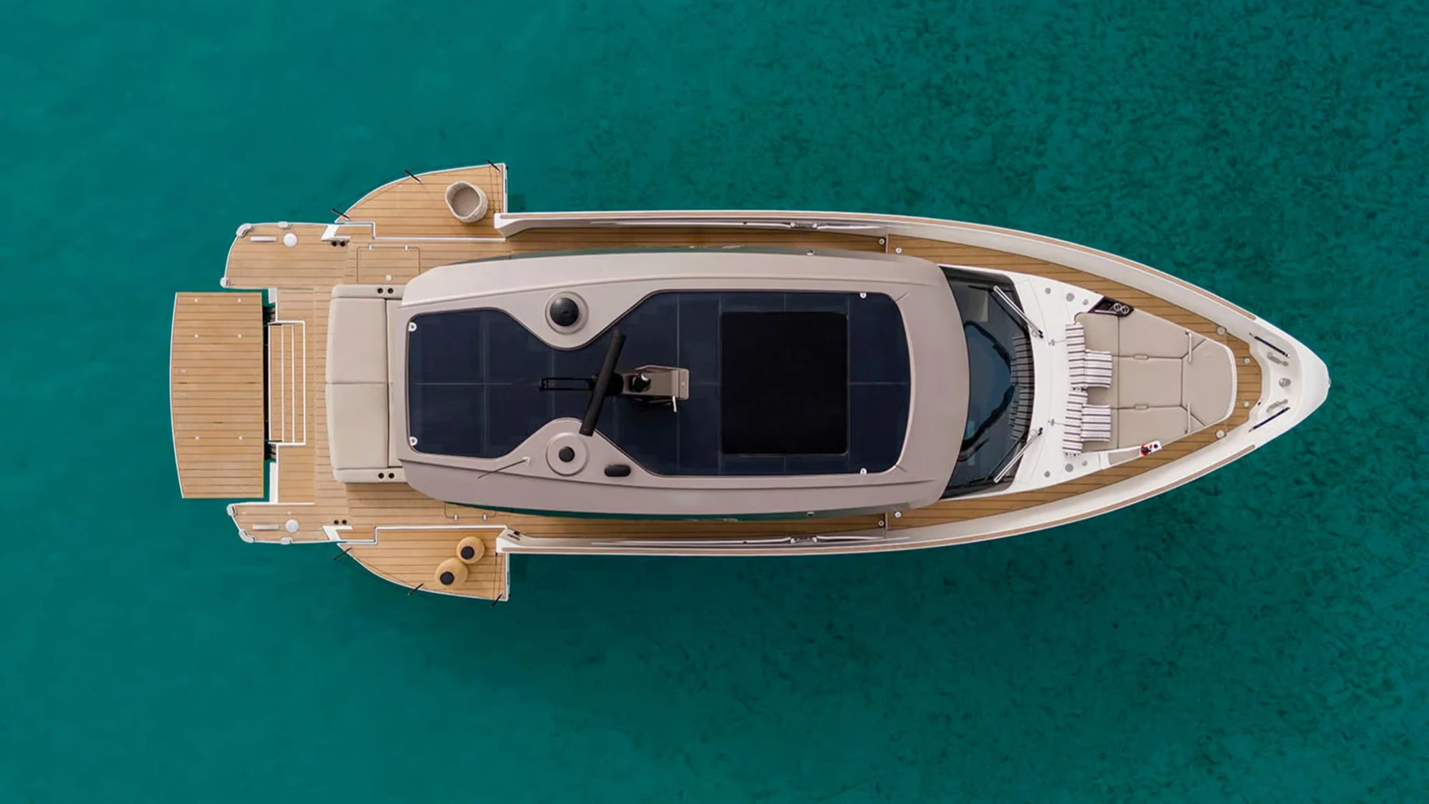 Azimut Seadeck 6