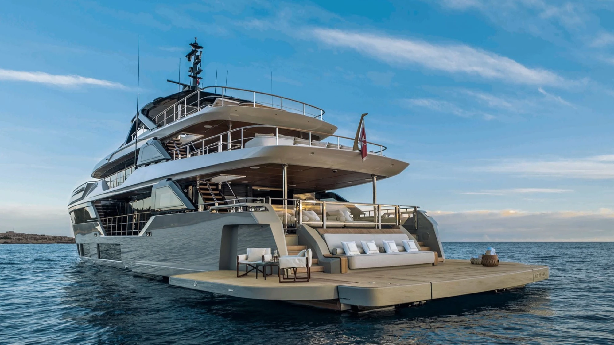 Custom Line Navetta 38
