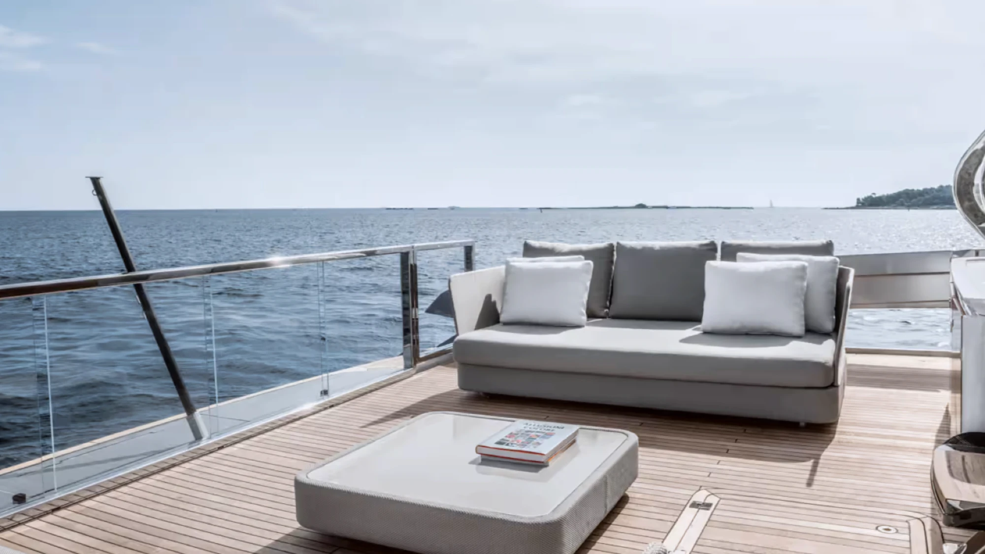 Azimut S10