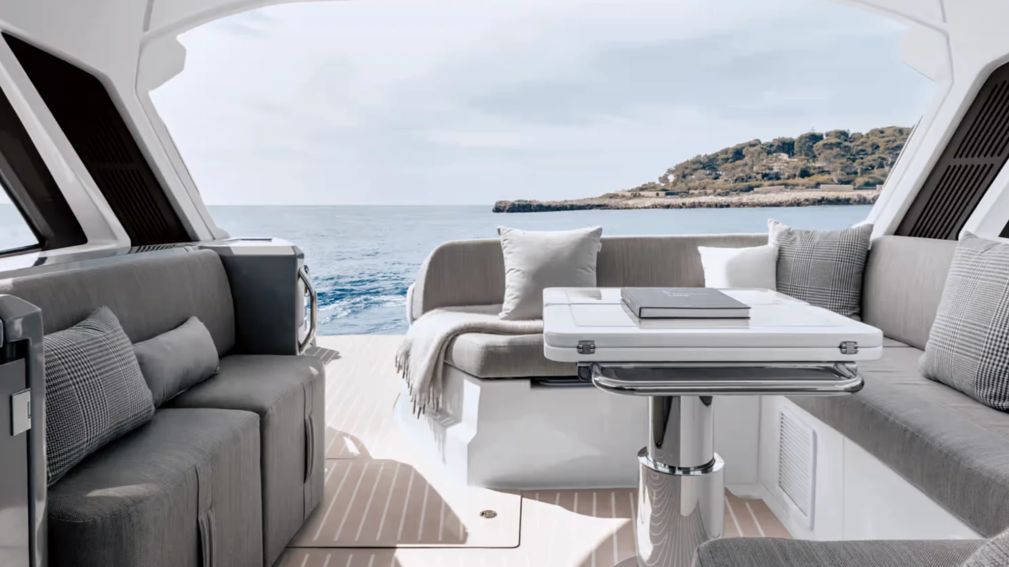 Azimut Atlantis 51