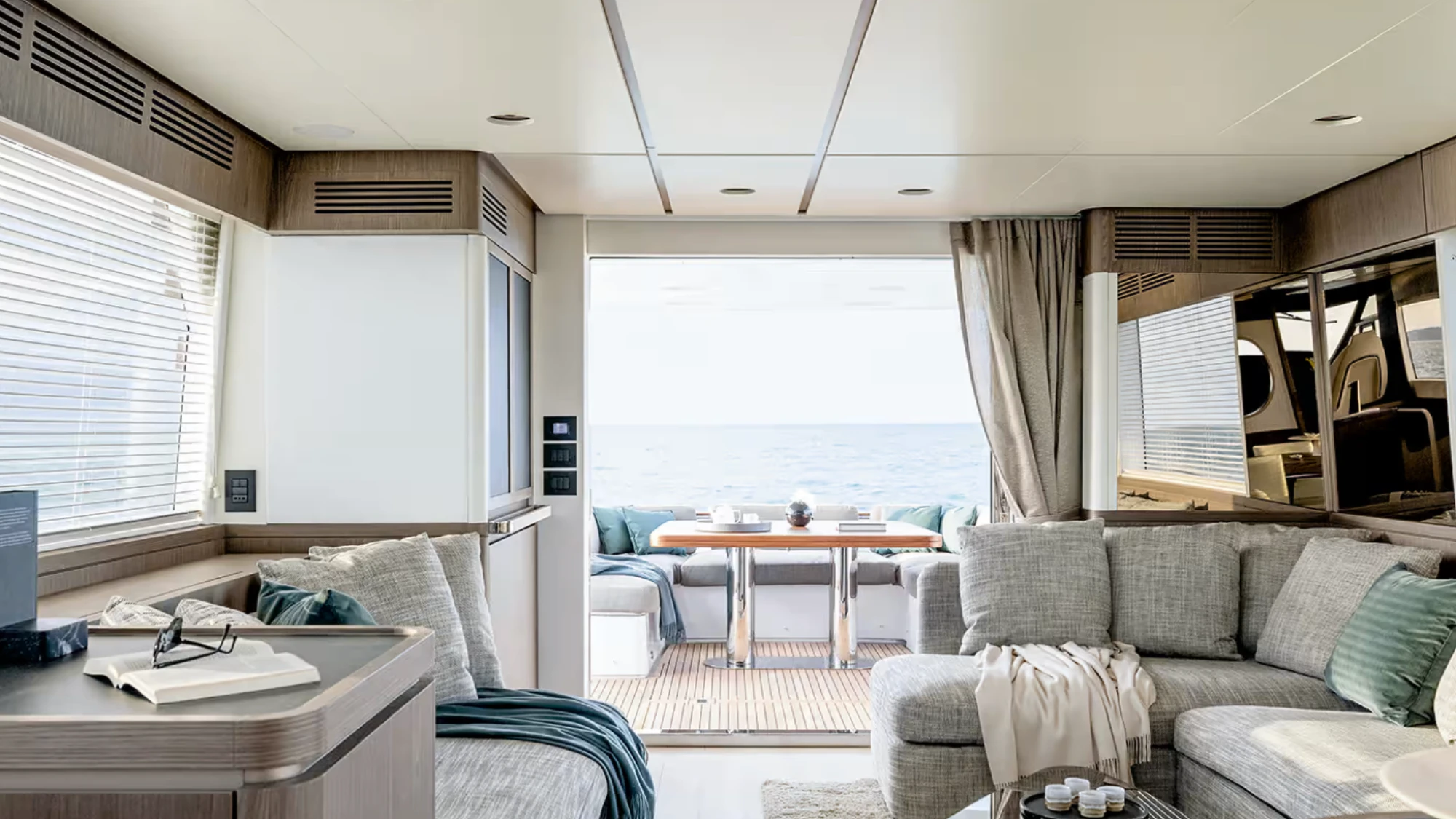 Azimut Magellano 66