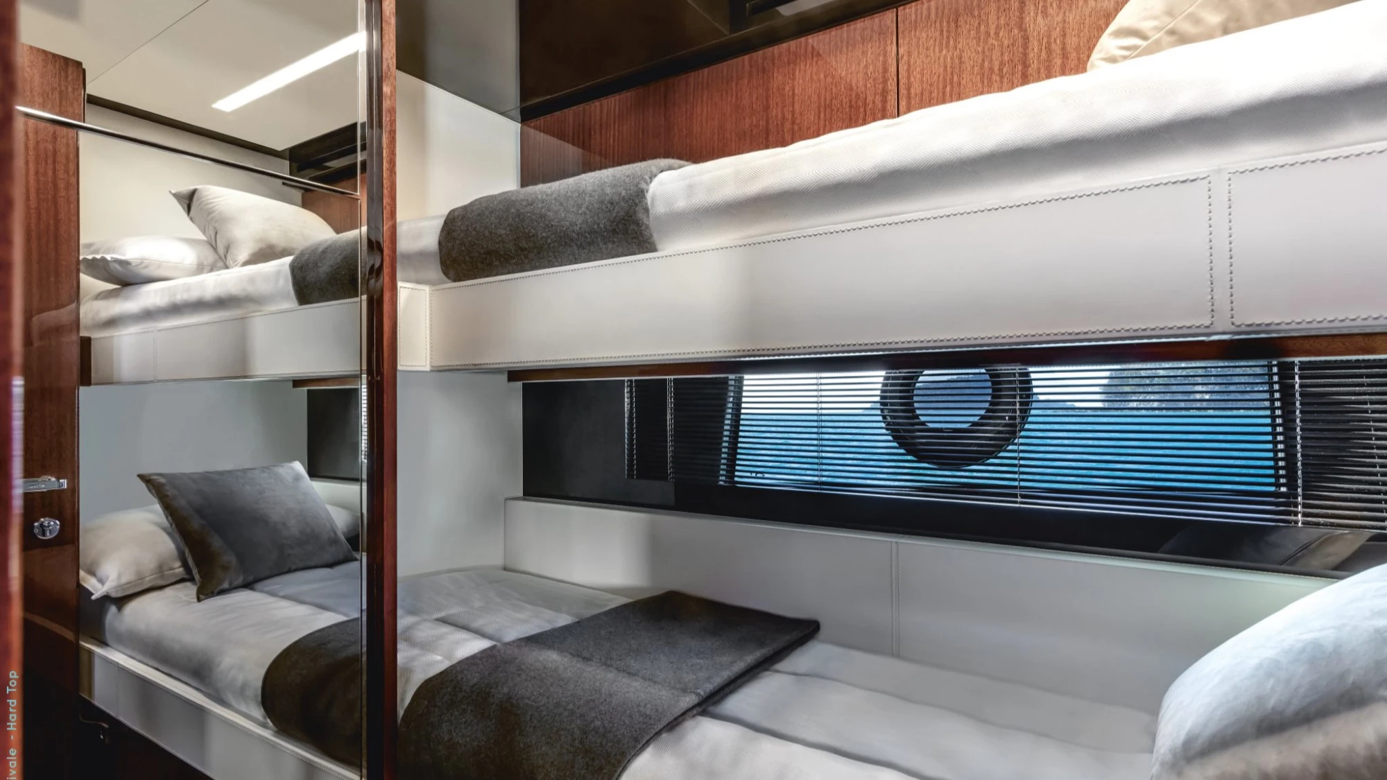 Riva 56' Rivale
