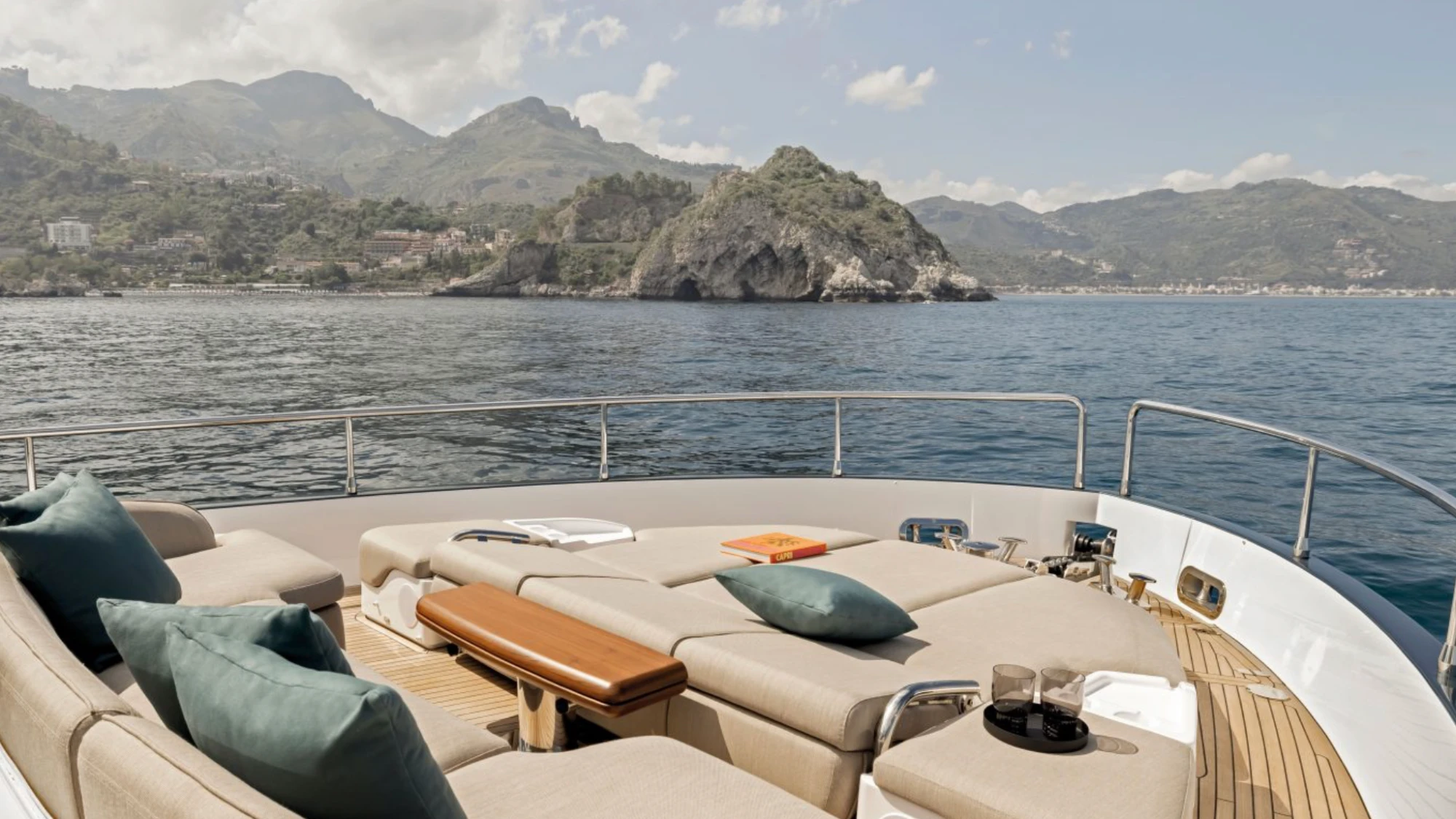 Azimut Magellano 60